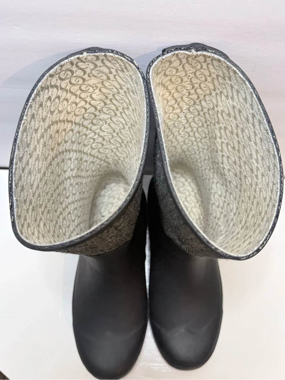 Chooka Waterproof Herringbone Rain Boots Black Buckle Size 6